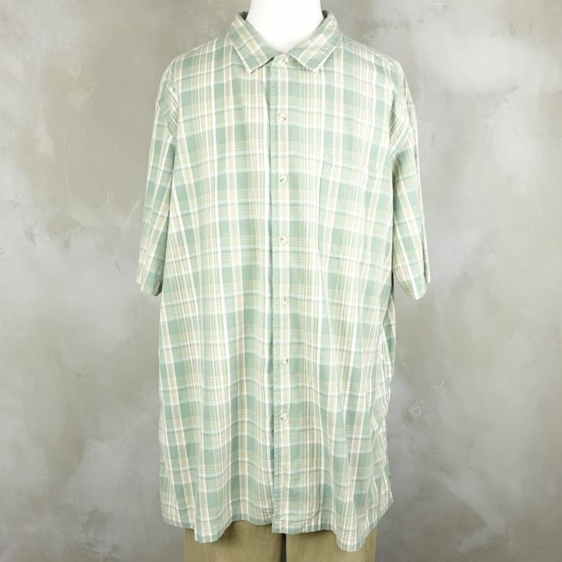 古着のチェック半袖シャツ