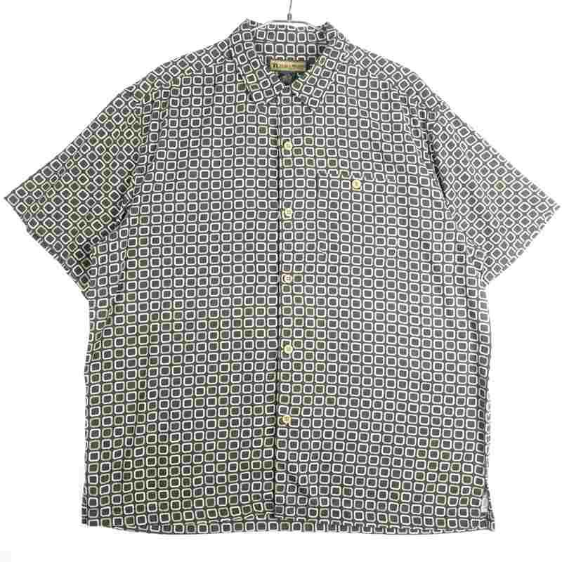 古着のシルク柄シャツ