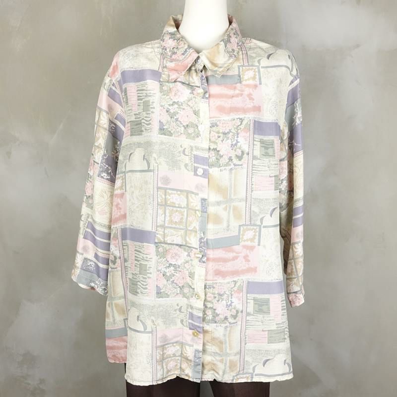 古着のシルク柄シャツ