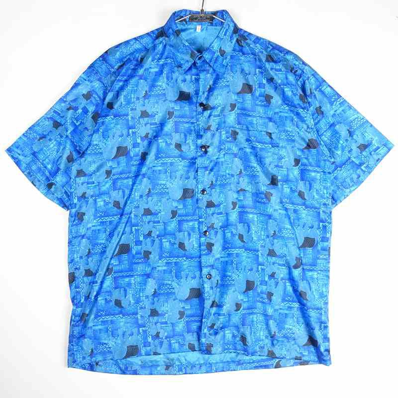 古着のシルク柄シャツ