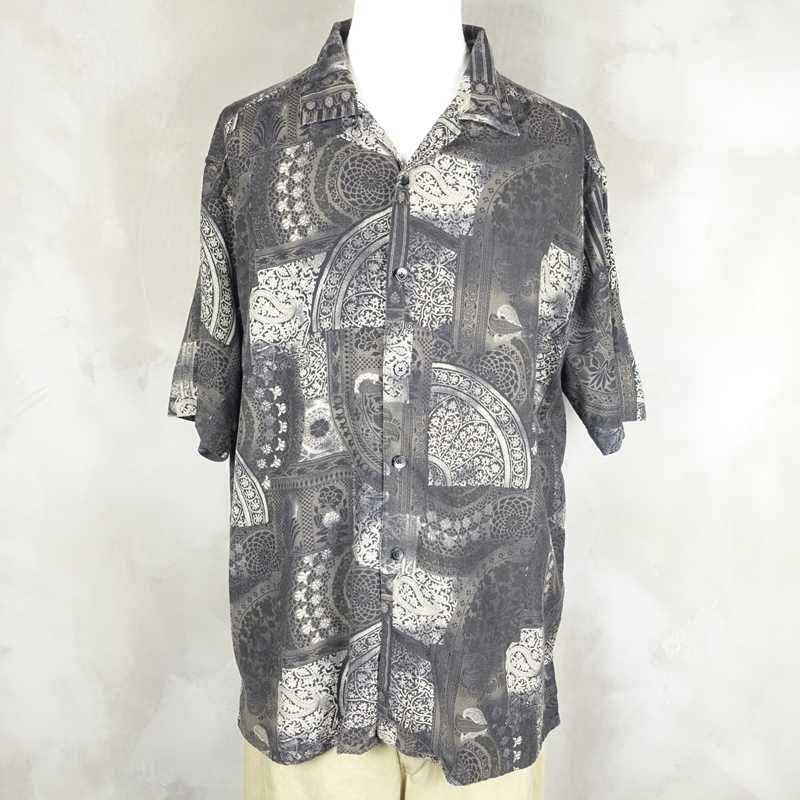 古着のシルク柄シャツ