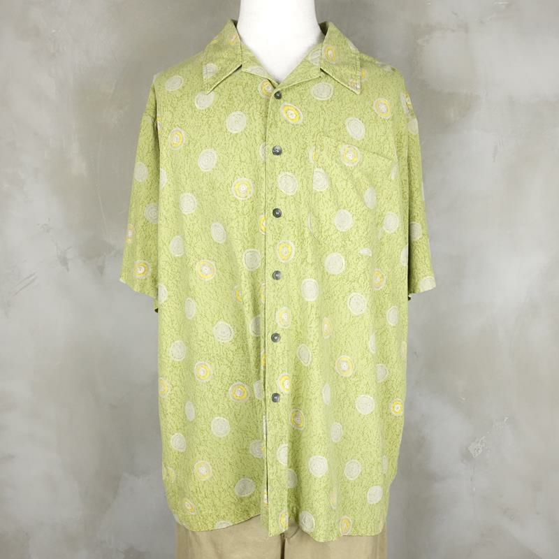 古着のシルク柄シャツ