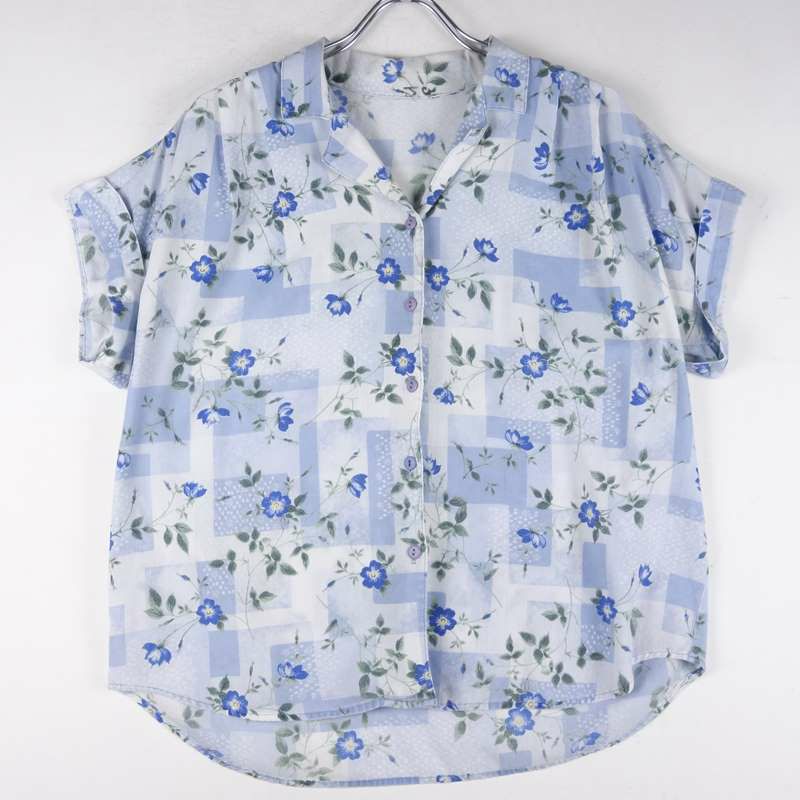 古着の花柄半袖シャツ