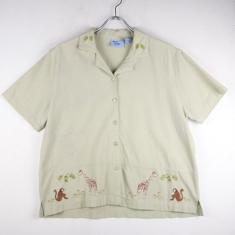 古着のアロハシャツ