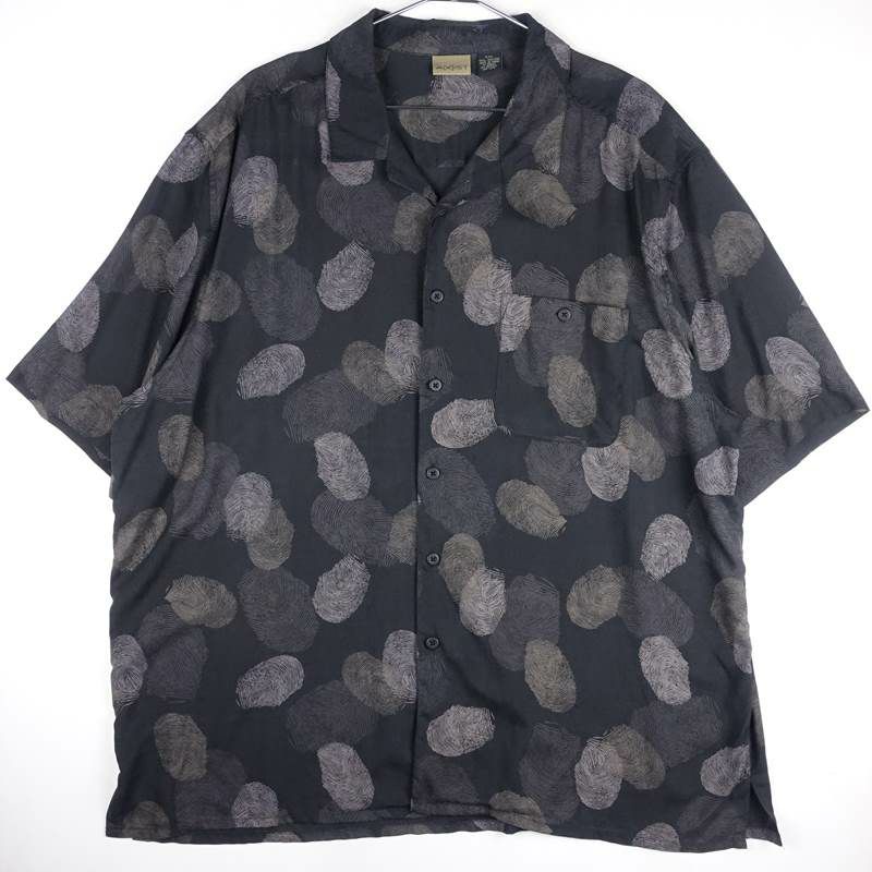 古着のシルク柄シャツ