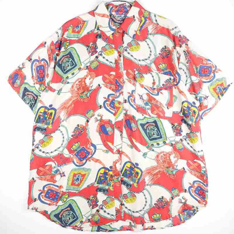 古着のシルク柄シャツ