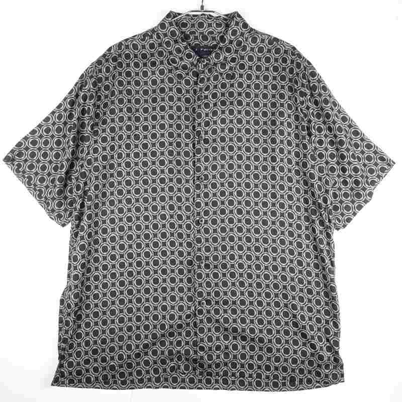 古着のシルク柄シャツ