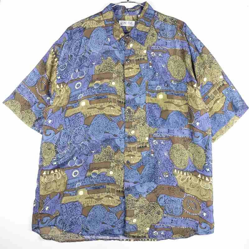 古着のシルク柄シャツ
