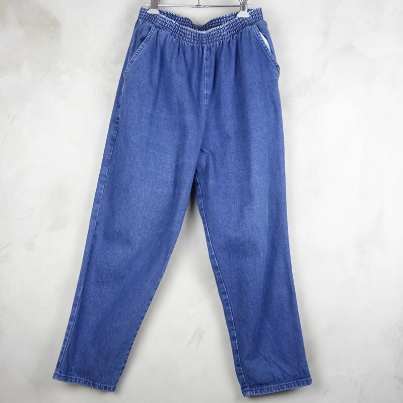 古着のデニムパンツ