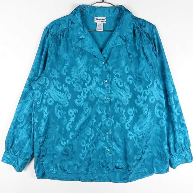 古着の総柄長袖シャツ