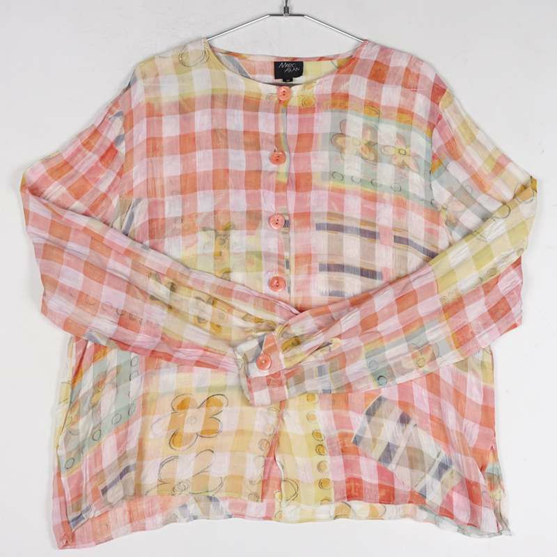 古着の総柄長袖シャツ