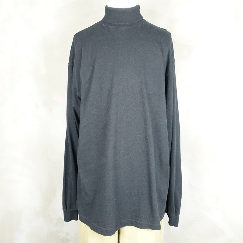 古着の無地ロンT