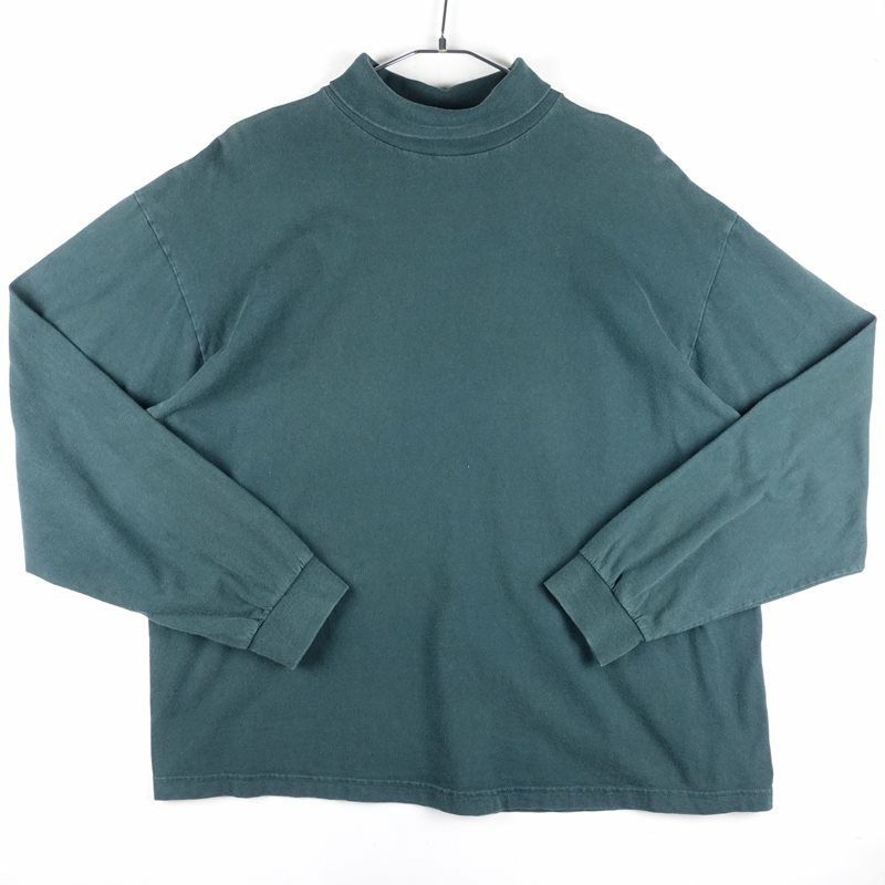 古着の無地ロンT
