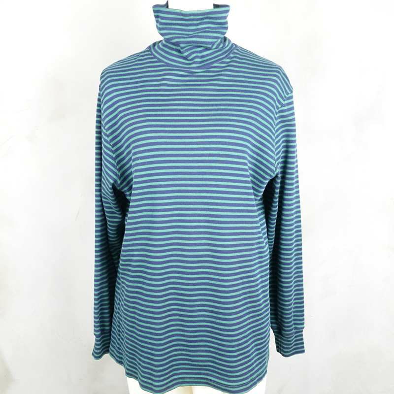 古着の総柄ロンT