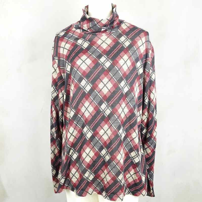 古着の総柄ロンT