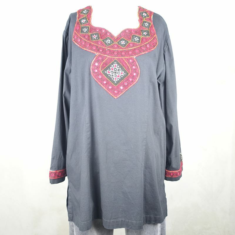 古着の長袖柄シャツ