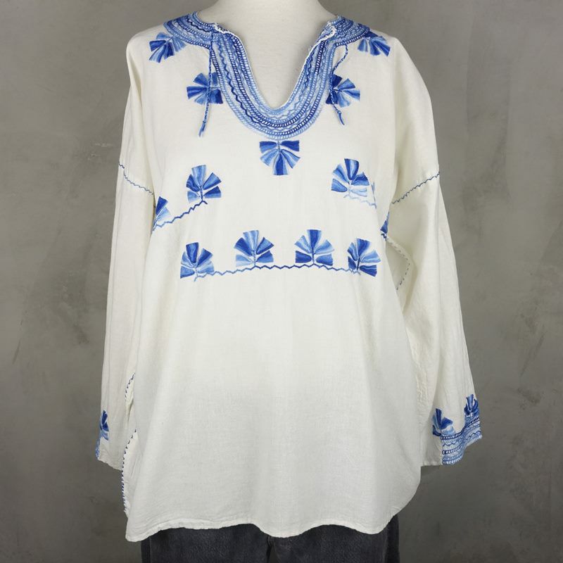 古着の長袖柄シャツ