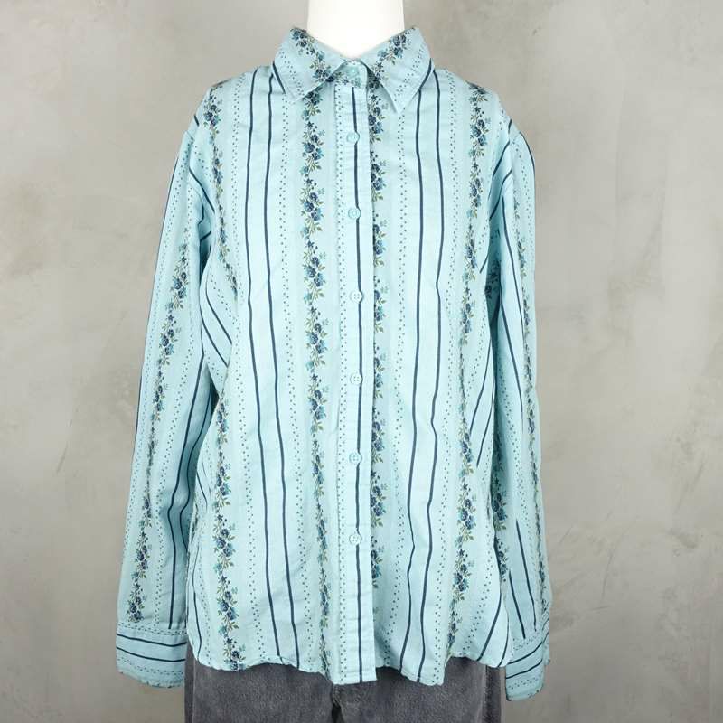 古着の長袖花柄シャツ