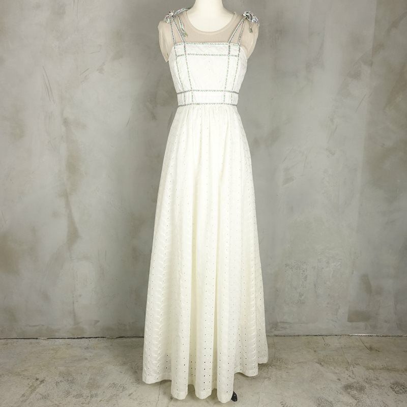 古着のシースルーワンピース