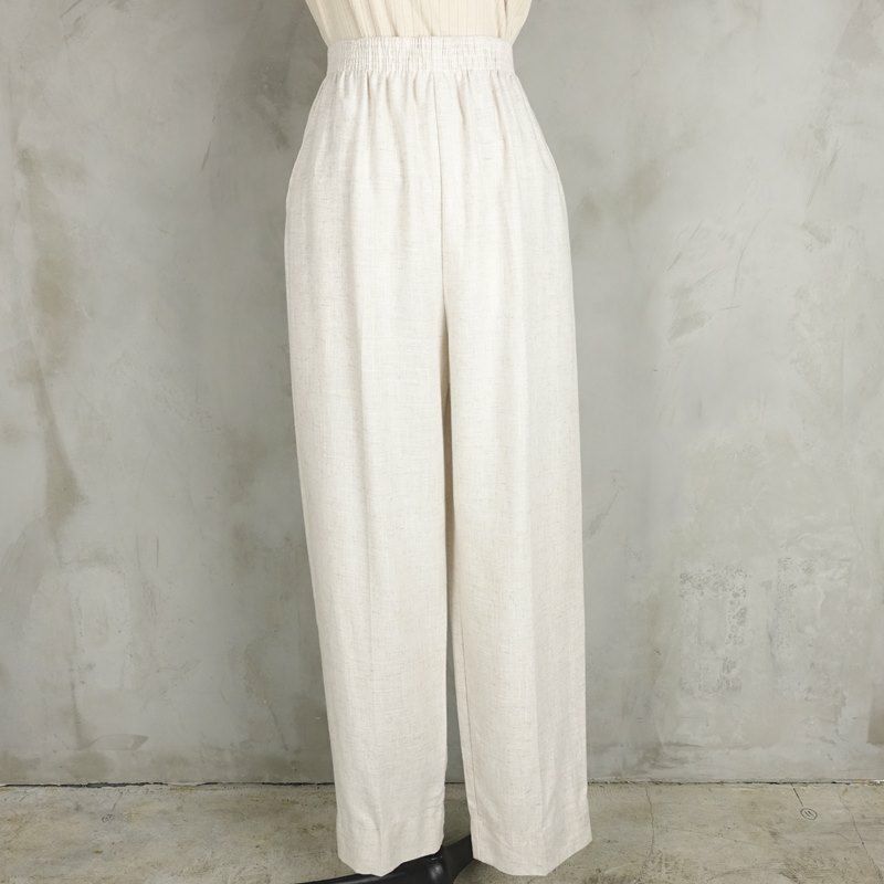 古着のイージーパンツ