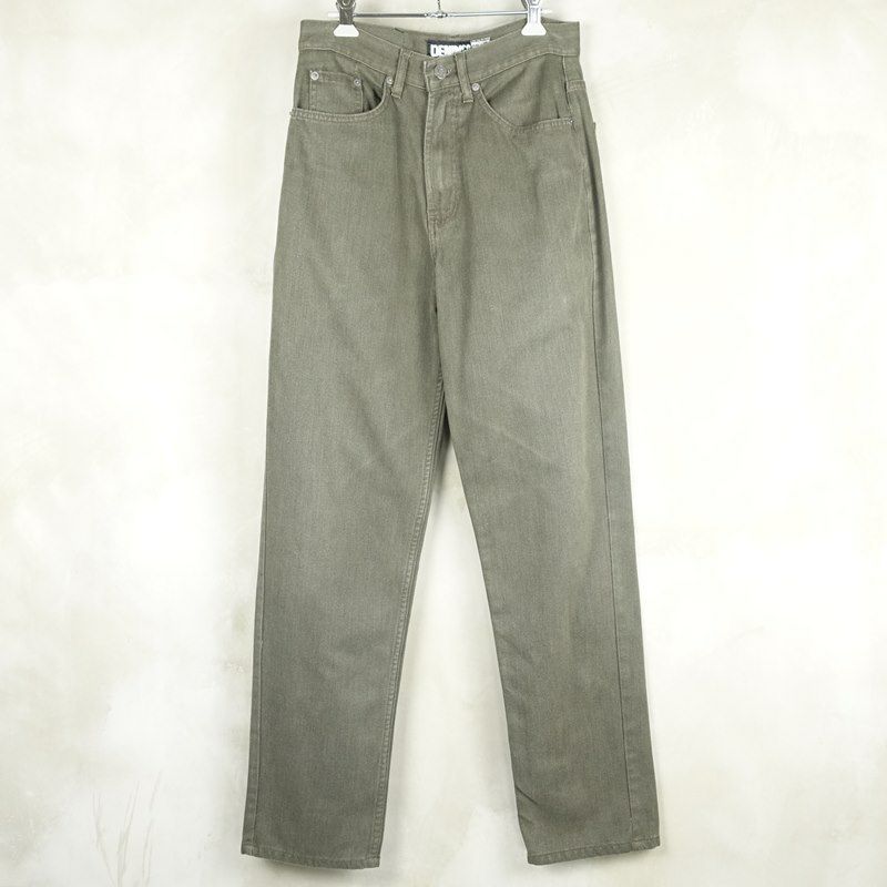 古着のデニムパンツ