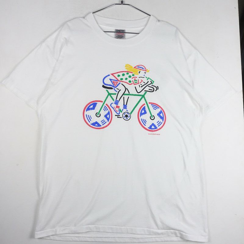 古着のプリントＴシャツ