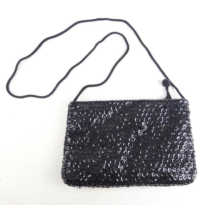 古着のスパンコール刺繍ショルダーポーチ