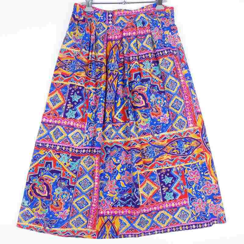 古着の総柄 スカート