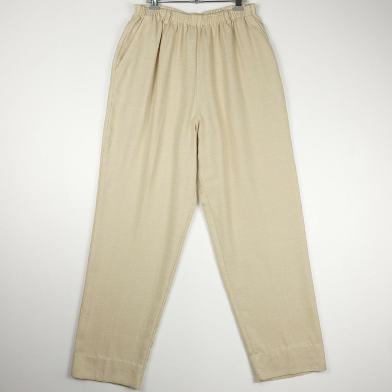 古着のイージーパンツ