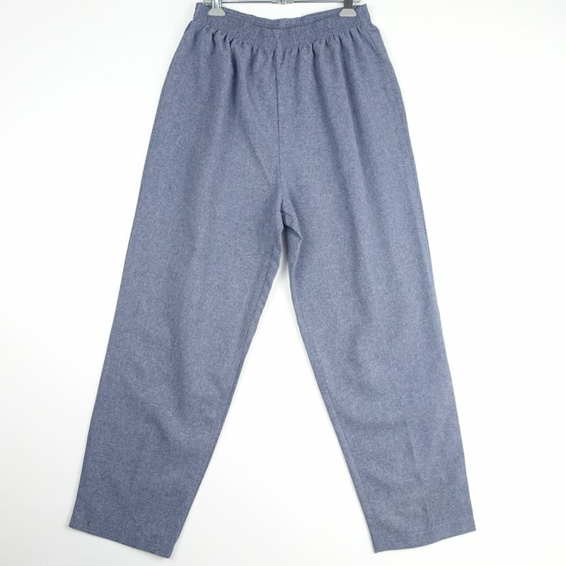 古着のイージーパンツ