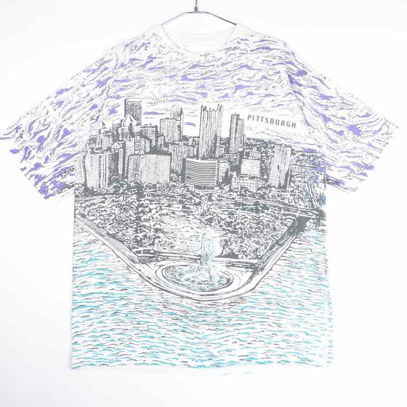 古着90年代のアメリカ製総柄プリントTシャツ