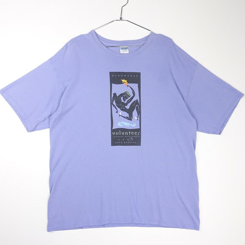 古着の30周年プリント Tシャツ