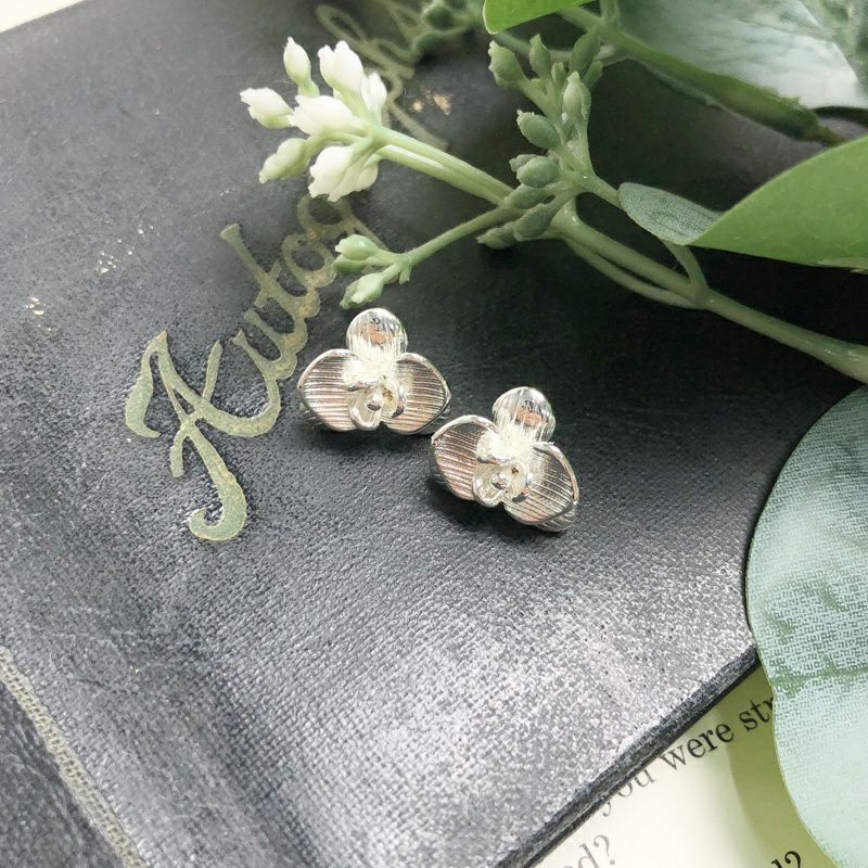 シルバー フラワーモチーフ ピアス | Flamingo Online 古着屋
